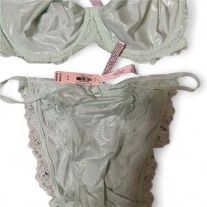 Victoria's Secret Mint Green Lace Bra